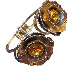 Vintage  hinged clamper large gold flower AB crystal ITALY designer bracelet